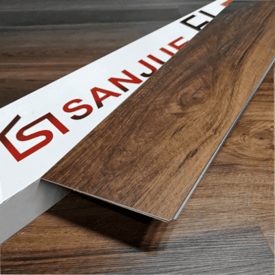 Piso Roble Oscuro #CK66 ($22.95 x m²)